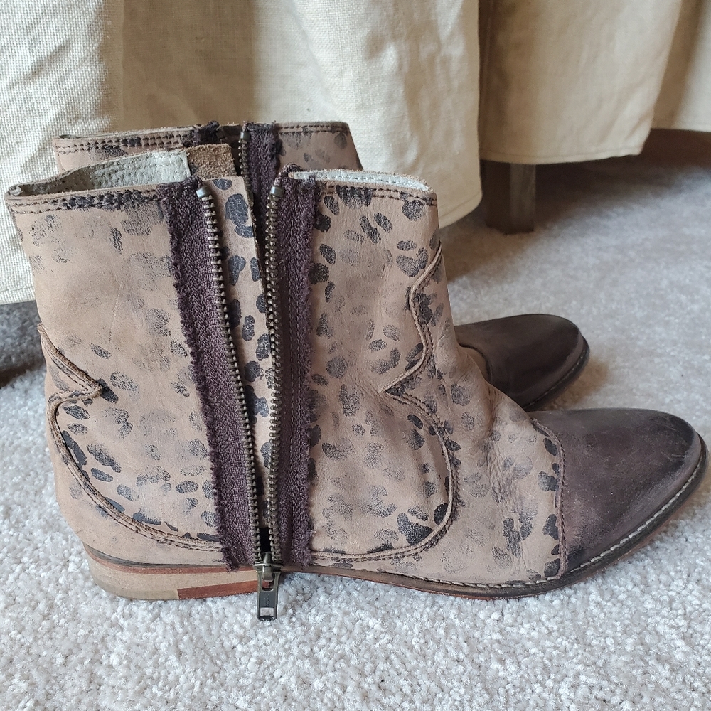 Free People western/cheetah print ankle boots